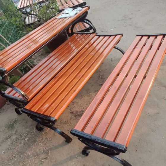 木塑公园椅的木塑椅条有什么作用？塑木公园椅优点